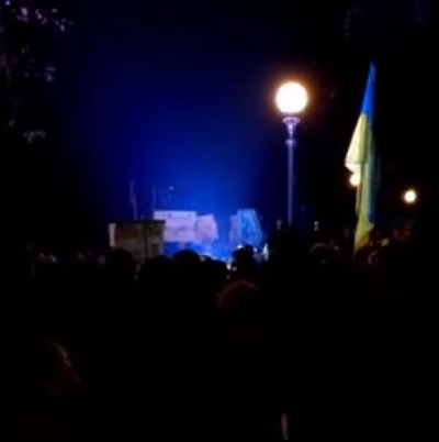 Митинг в Днепропетровске собрал несколько сотен людей