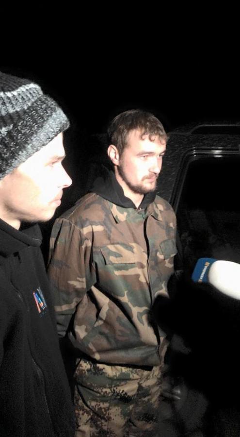 Из плена освобождены двое украинских военных