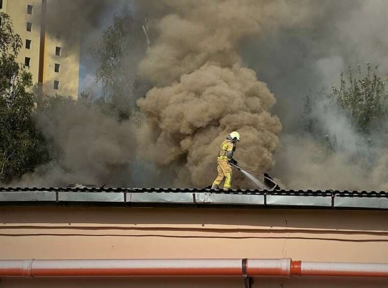 В Чернигове полиция круглосуточно ликвидирует последствия российского удара