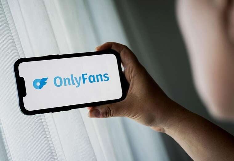 Zakarpattia court orders OnlyFans male model to pay taxes on foreign income
