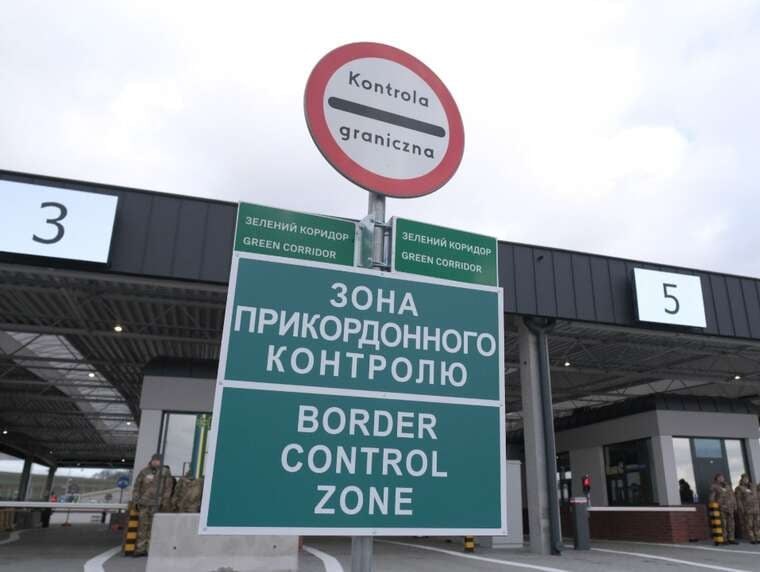 На митному пості «Устилуг» відсторонили керівництво, проте контрабандні схеми не припинили діяти