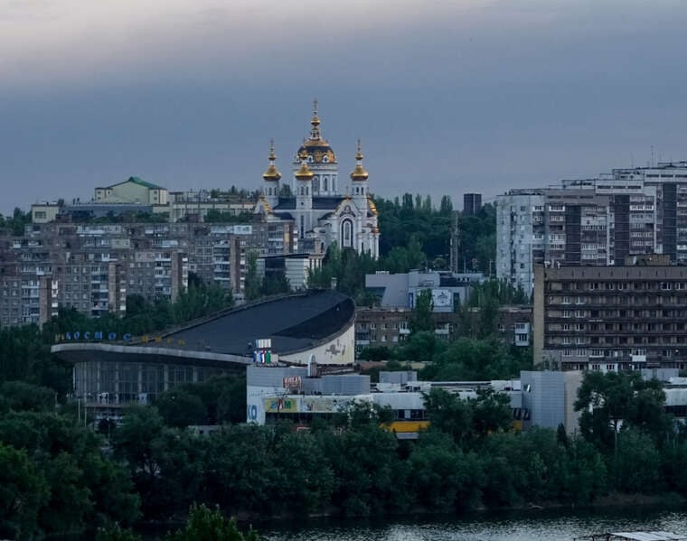 Native Donetsk resident describes city's condition after occupation as decline