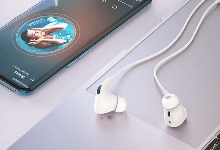 Lviv court orders destruction of 1,232 pairs of counterfeit Apple earbuds disguised under MyTeh brand
