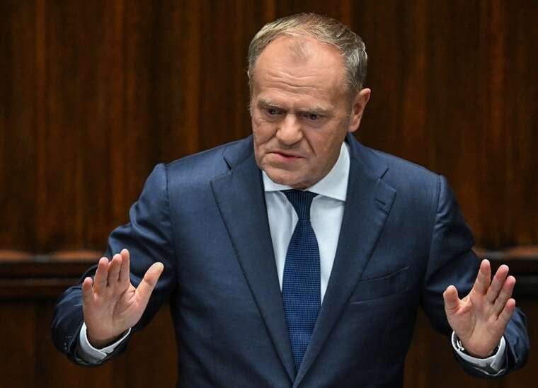 Туск покинув засідання саміту ЄС через конфлікт з Санчесом щодо міграції